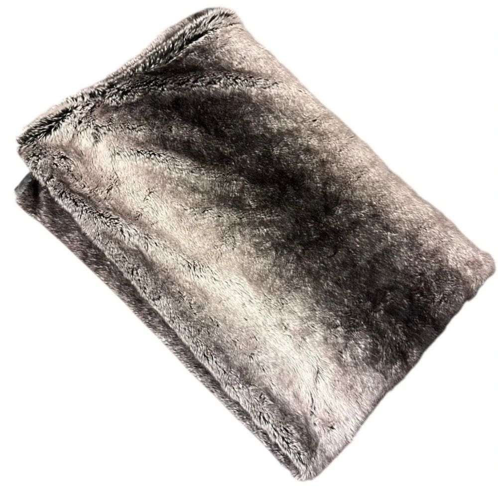 Frontgate Faux Fur Throw Blanket Grey Reversible Plush 50x70 Luxury Cozy